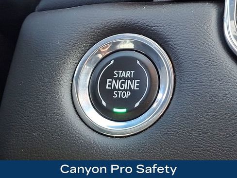 Used 2023 GMC Canyon Elevation image 28