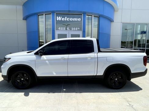 Certified 2023 Honda Ridgeline Black Edition image 1