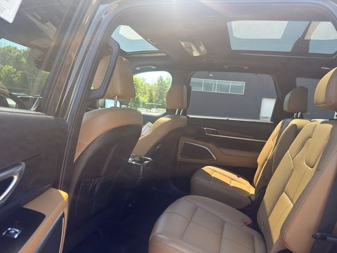 Used 2021 Kia Telluride SX w/ Towing Package FWD image 30