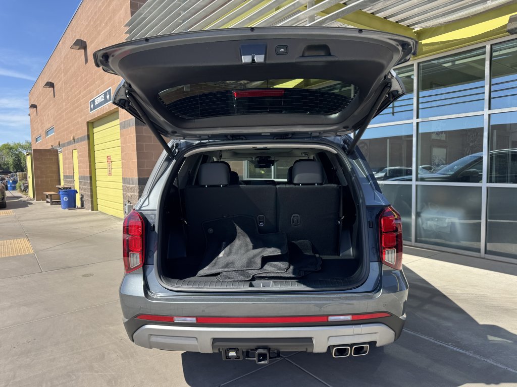 Used 2024 Hyundai Palisade Limited FWD image 42