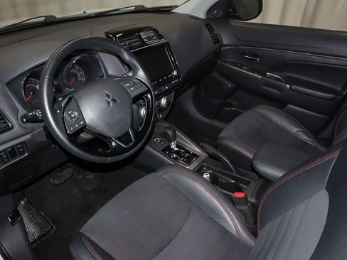 Used 2024 Mitsubishi Outlander Sport SE image 24