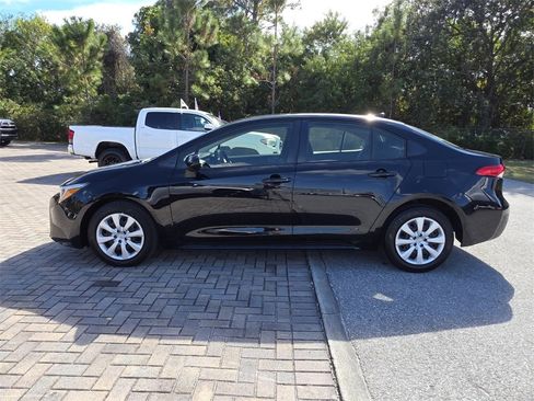 Certified 2023 Toyota Corolla LE image 8