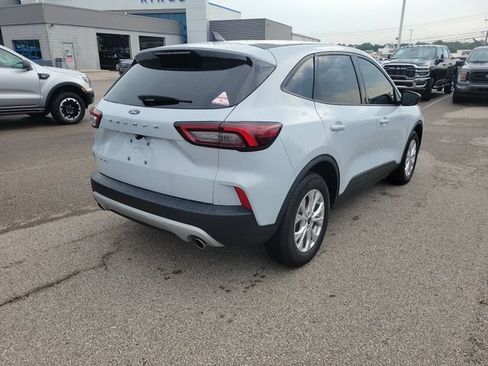 Certified 2026 Ford Escape Active w/ Cold Weather Package FWD image 5