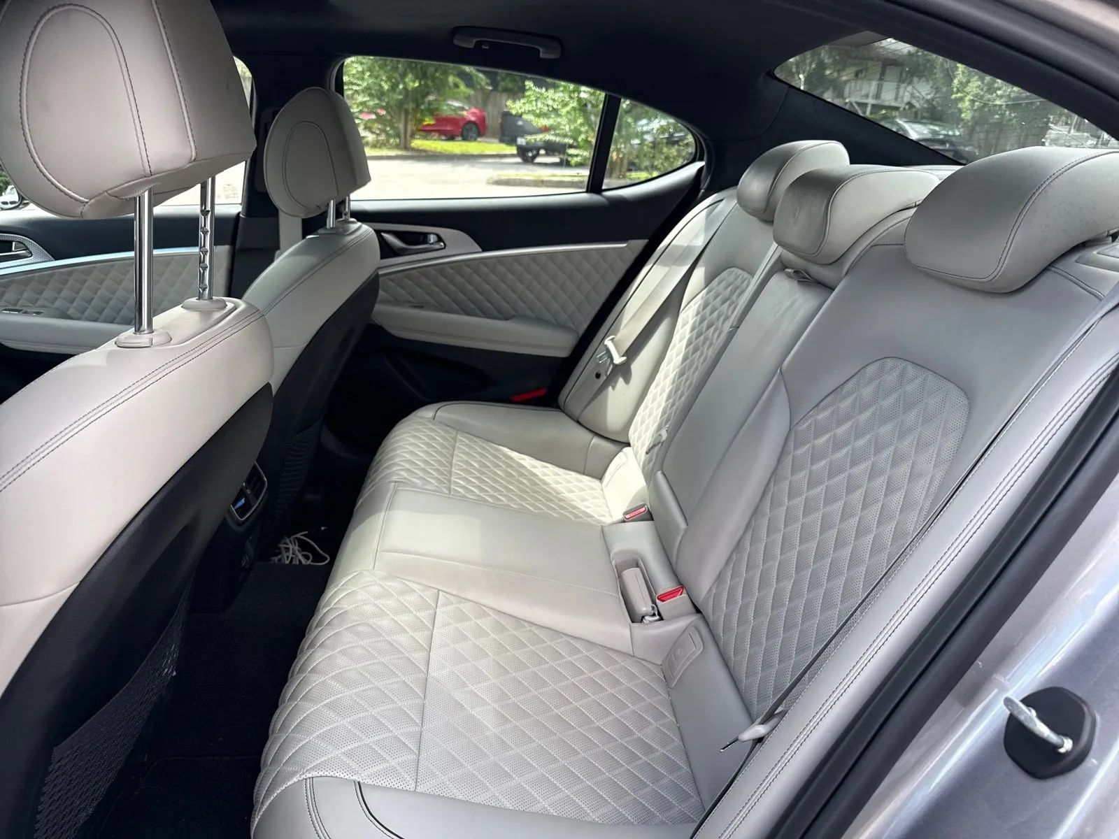 Used 2022 Genesis G70 3.3T RWD image 14