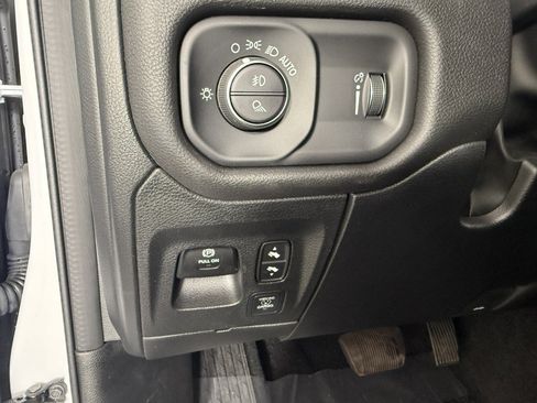 Used 2025 RAM 1500 Big Horn AWD/4WD image 21