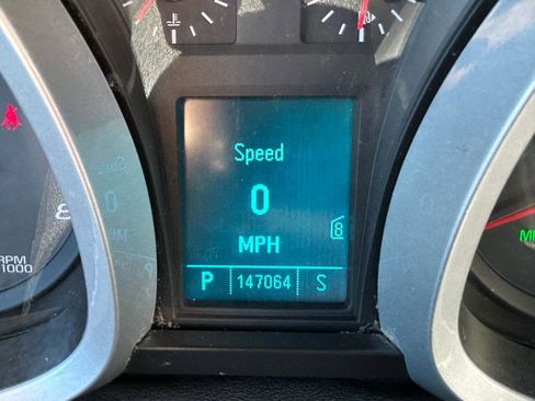 Used 2011 Chevrolet Equinox LS AWD/4WD image 19