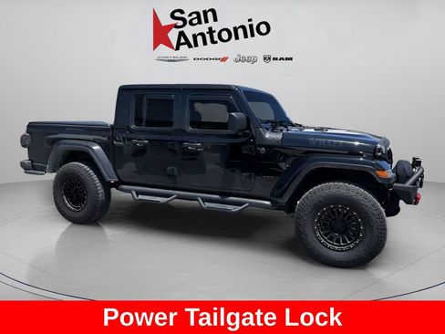 Used 2024 Jeep Gladiator Sport AWD/4WD image 15