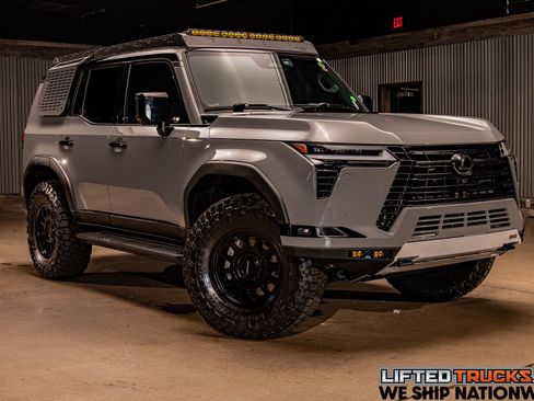 Used 2024 Lexus GX 550 image 1