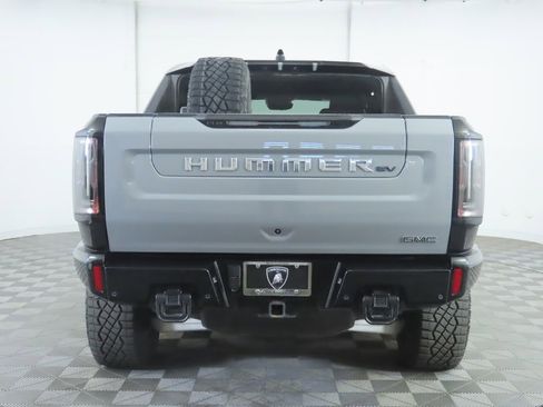 Used 2025 GMC Hummer EV 3X w/ Extreme Off-Road Package image 6