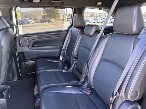 Certified 2024 Honda Odyssey Sport image 21