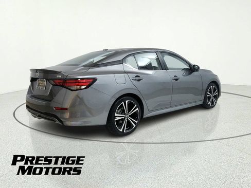 Used 2023 Nissan Sentra SR FWD image 6