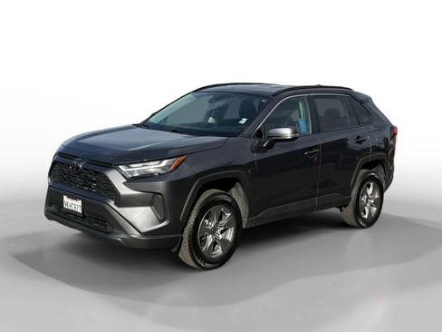 Used 2024 Toyota RAV4 XLE image 1