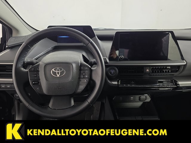 Used 2025 Toyota Prius LE FWD image 11