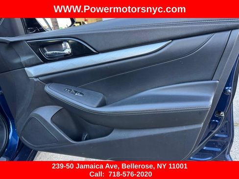 Used 2017 Nissan Maxima 3.5 SV FWD image 25