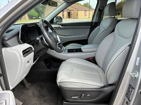 Used 2025 Hyundai Palisade SEL FWD image 24