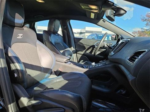 Used 2015 Chrysler 200 S w/ Comfort Group image 28