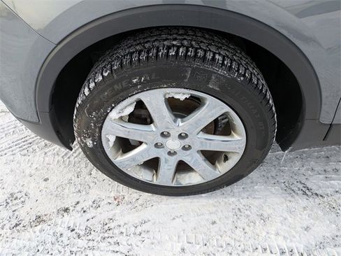 Used 2020 Buick Encore Essence w/ Experience Buick Package image 24