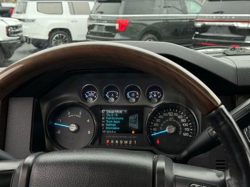 Used 2016 Ford F350 Platinum w/ Platinum Package image 6