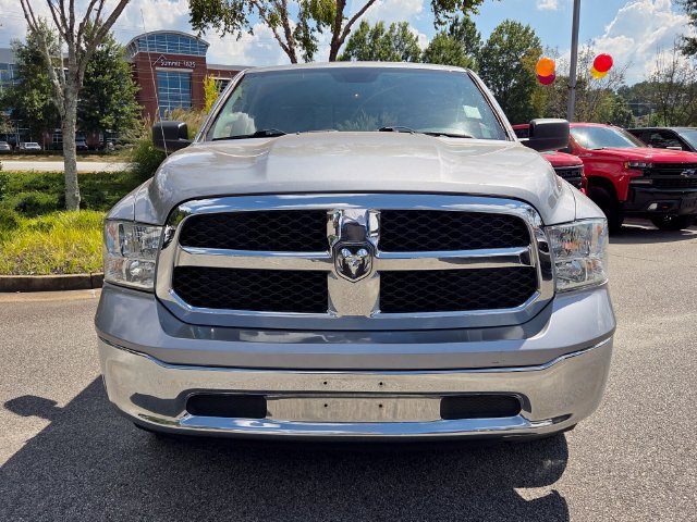 Used 2020 RAM 1500 Classic SLT RWD image 2