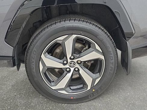 Certified 2023 Toyota RAV4 SE w/ Weather & Moonroof Package AWD/4WD image 30