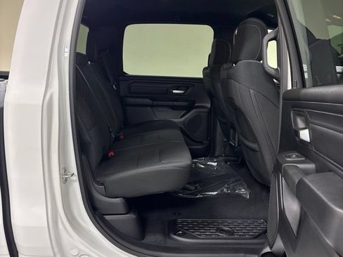 New 2026 RAM 1500 Express AWD/4WD image 29