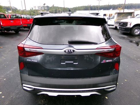 Used 2021 Kia Seltos S image 9