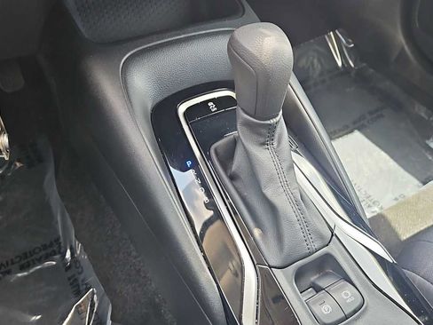 Used 2022 Toyota Corolla LE FWD image 21