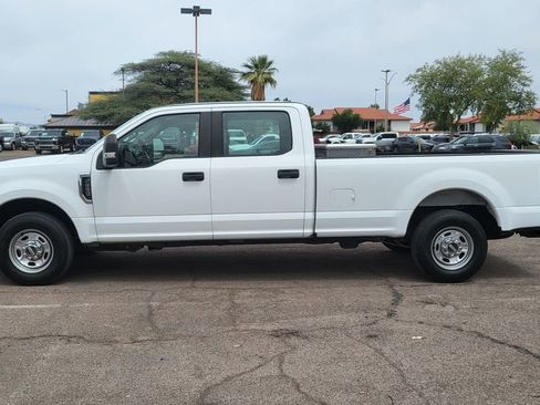 Used 2018 Ford F250 XL w/ Power Equipment Group RWD image 5