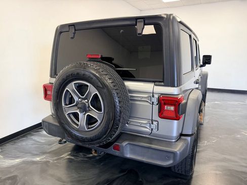 Used 2018 Jeep Wrangler Unlimited Sport S AWD/4WD image 6