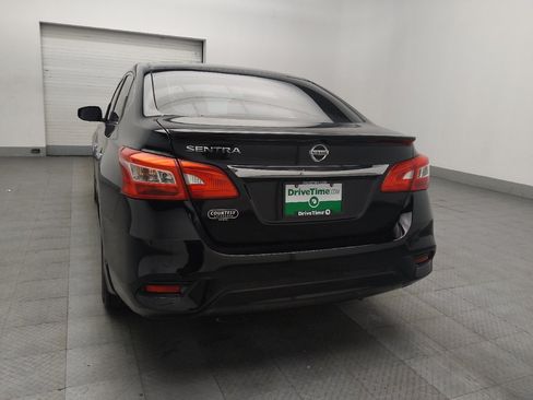 Used 2019 Nissan Sentra S w/ Appearance Package FWD image 6