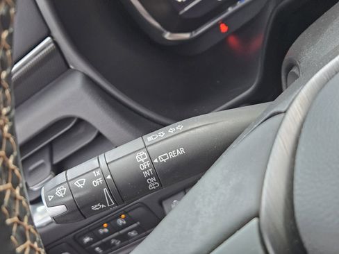 Used 2024 GMC Yukon XL AT4 w/ AT4 Premium Package AWD/4WD image 29