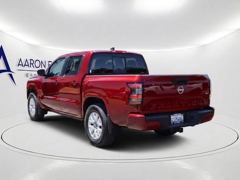 Used 2022 Nissan Frontier SV RWD image 7