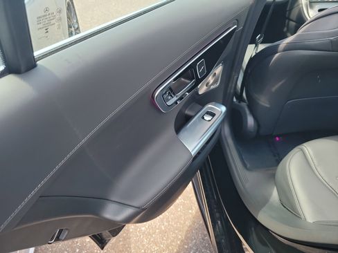 Certified 2026 Mercedes-Benz C 300 Sedan image 6