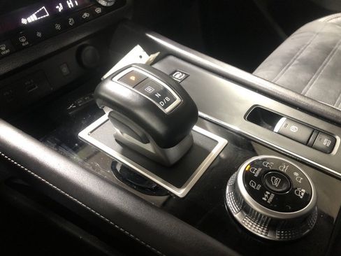 Used 2024 Mitsubishi Outlander SE image 33