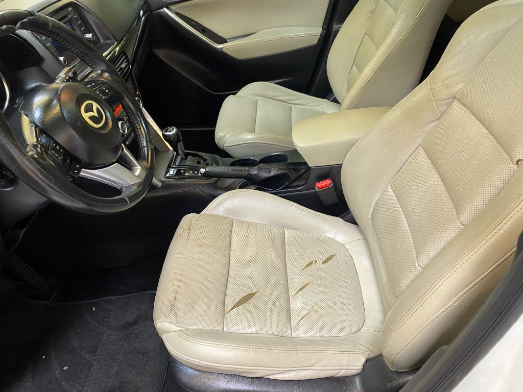 Used 2013 MAZDA CX-5 Grand Touring w/ GT Tech Pkg FWD image 19