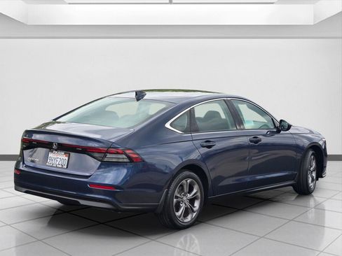 Certified 2023 Honda Accord EX image 5