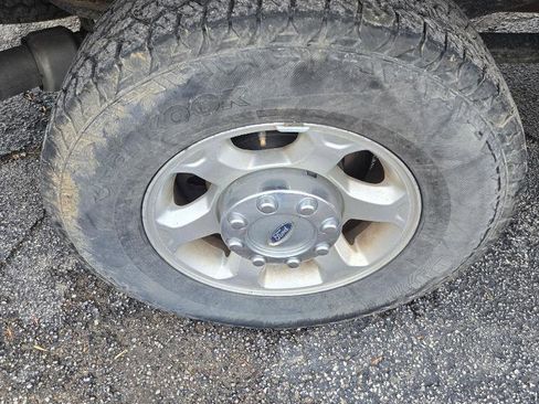 Used 2014 Ford F250 XL w/ Power Equipment Group image 11