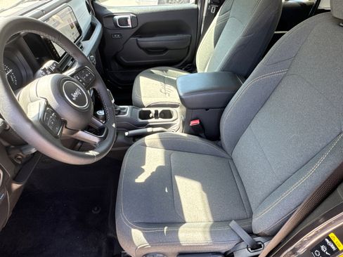Used 2025 Jeep Wrangler Unlimited Sport S 4xe AWD/4WD image 10