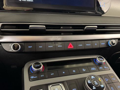 Used 2023 Hyundai Palisade SEL w/ Premium Package image 29