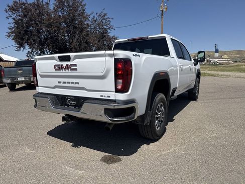 Used 2024 GMC Sierra 3500 SLE image 18
