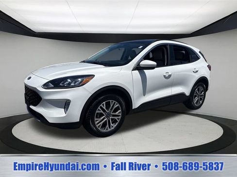Used 2021 Ford Escape SEL w/ Technology Package AWD/4WD image 1