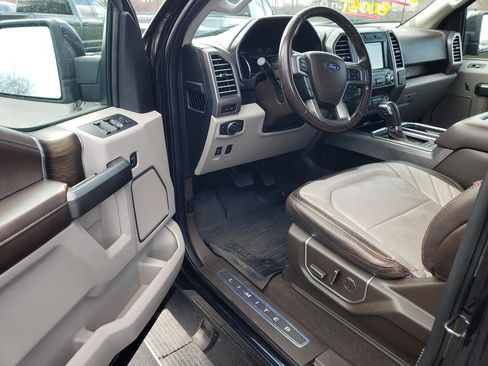 Used 2019 Ford F150 Limited image 9