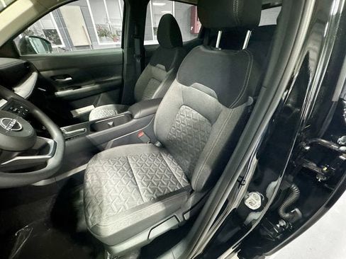 New 2026 Nissan Kicks SV image 18