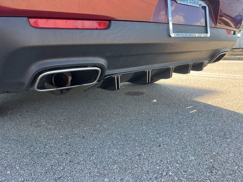 Used 2020 Dodge Challenger SXT RWD image 42