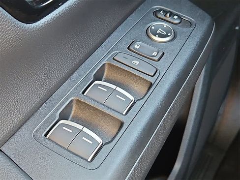 Certified 2025 Honda CR-V EX-L image 25