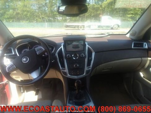 Used 2011 Cadillac SRX Luxury image 6