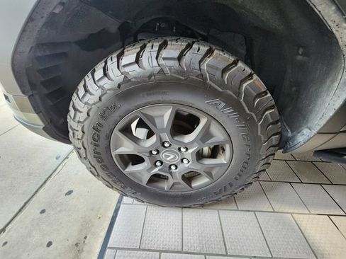 Used 2024 Lexus GX 550 AWD/4WD image 9