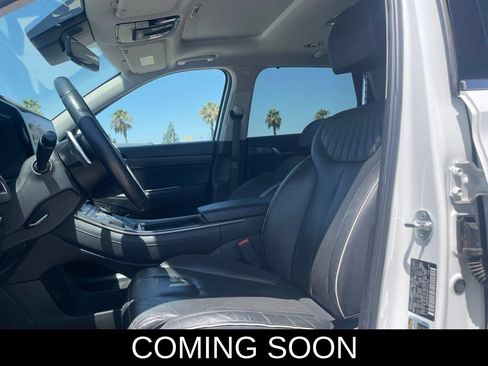 Used 2024 Hyundai Palisade Limited AWD/4WD image 7