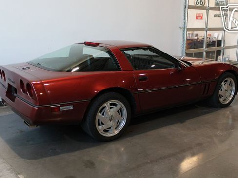 Used 1988 Chevrolet Corvette image 21
