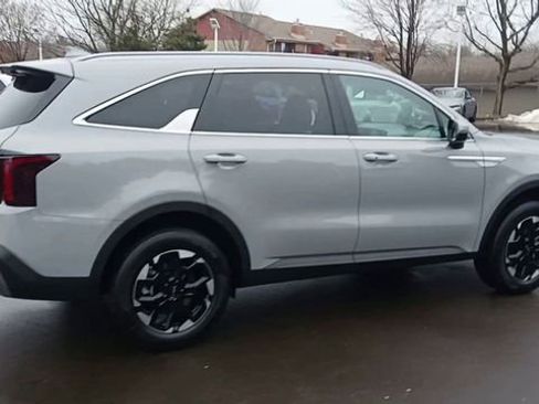 New 2026 Kia Sorento S AWD/4WD image 3